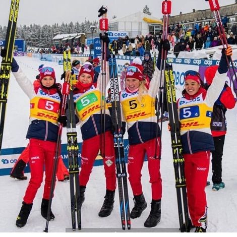 Женская команда сборной России на лыжной эстафете в Пекине-2022