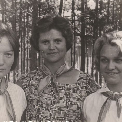 Кудряшова Т.И.Старшая пионерская вожатая  в лагере Салют. 1960-е гг.