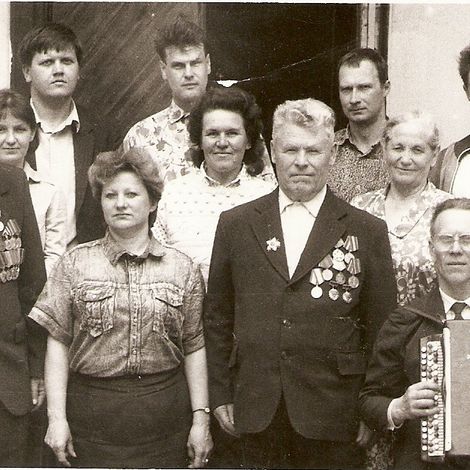 Коллектив педагогов  Артемовского дома пионеров. 1980-е годы