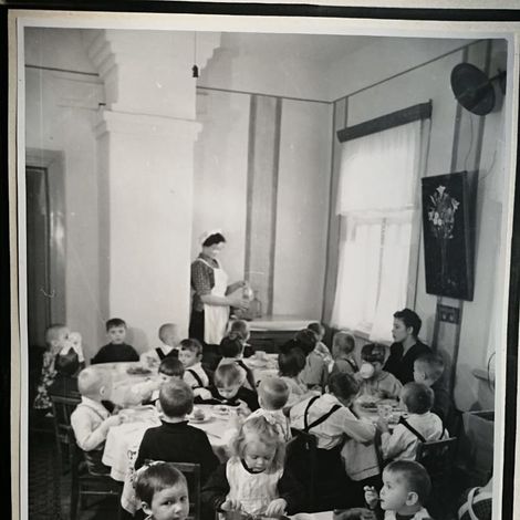 Детский сад. Шахта Ключи 1951г. Обед
