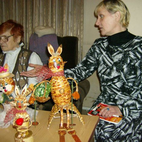 «Новогодние сувениры-2010»  – мастер-класс в клубе «Рукодельница».