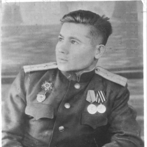 4. Мустаев Марат Нагимович, награжден медалью «За взятие Кенигсберга».
