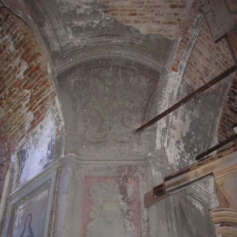 Фрагменты интерьерной росписи церкви