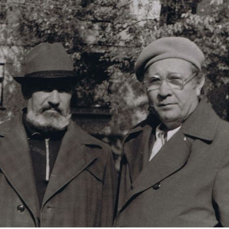 Логинов Иван Данилович (слева) с другом Абдулиным Фарсаном Газизовичем.