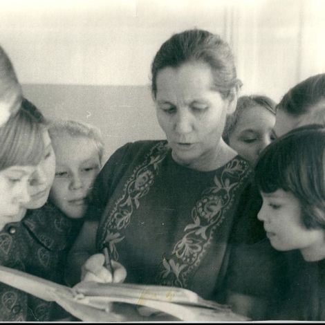 Лапина Е.Ф. - в школе. 1960-е гг.