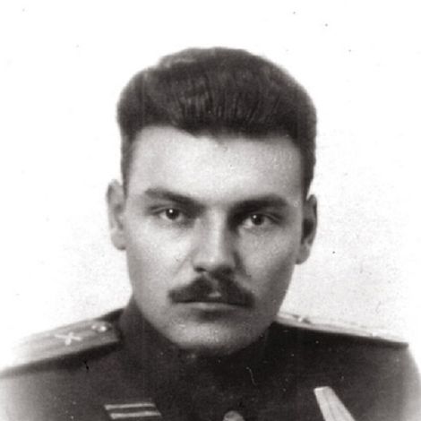 Сергеев Артем Федорович Гвардии подполковник фото 1945 г.